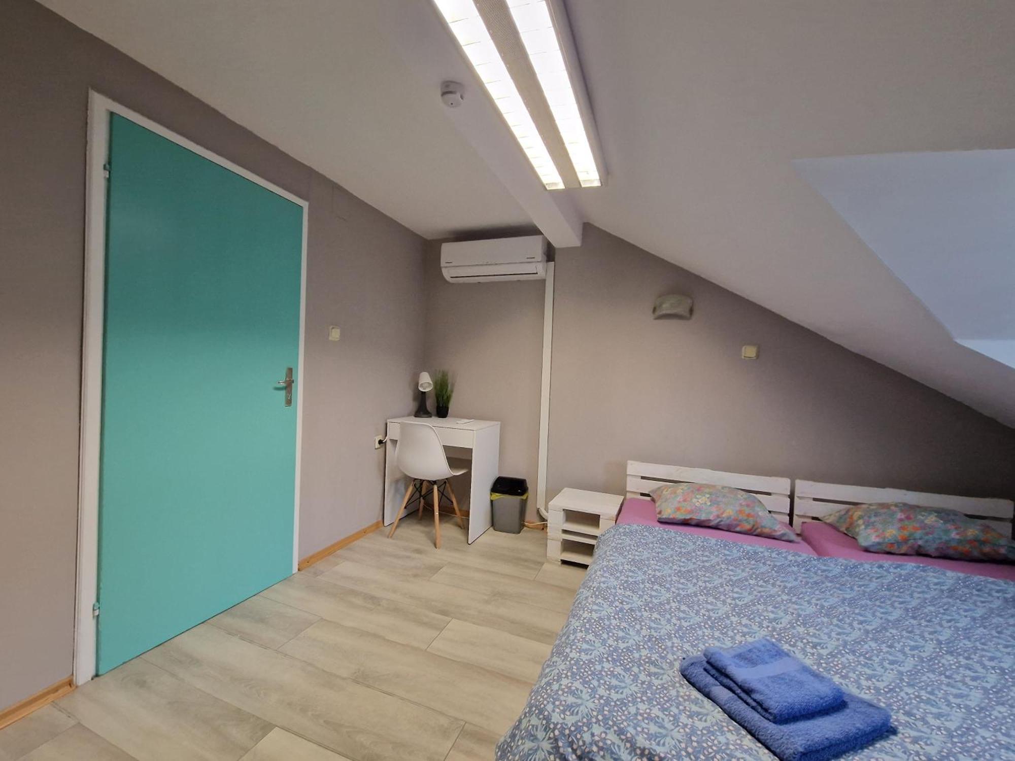 Lambo'S Corner Varna - Guest Rooms Luaran gambar