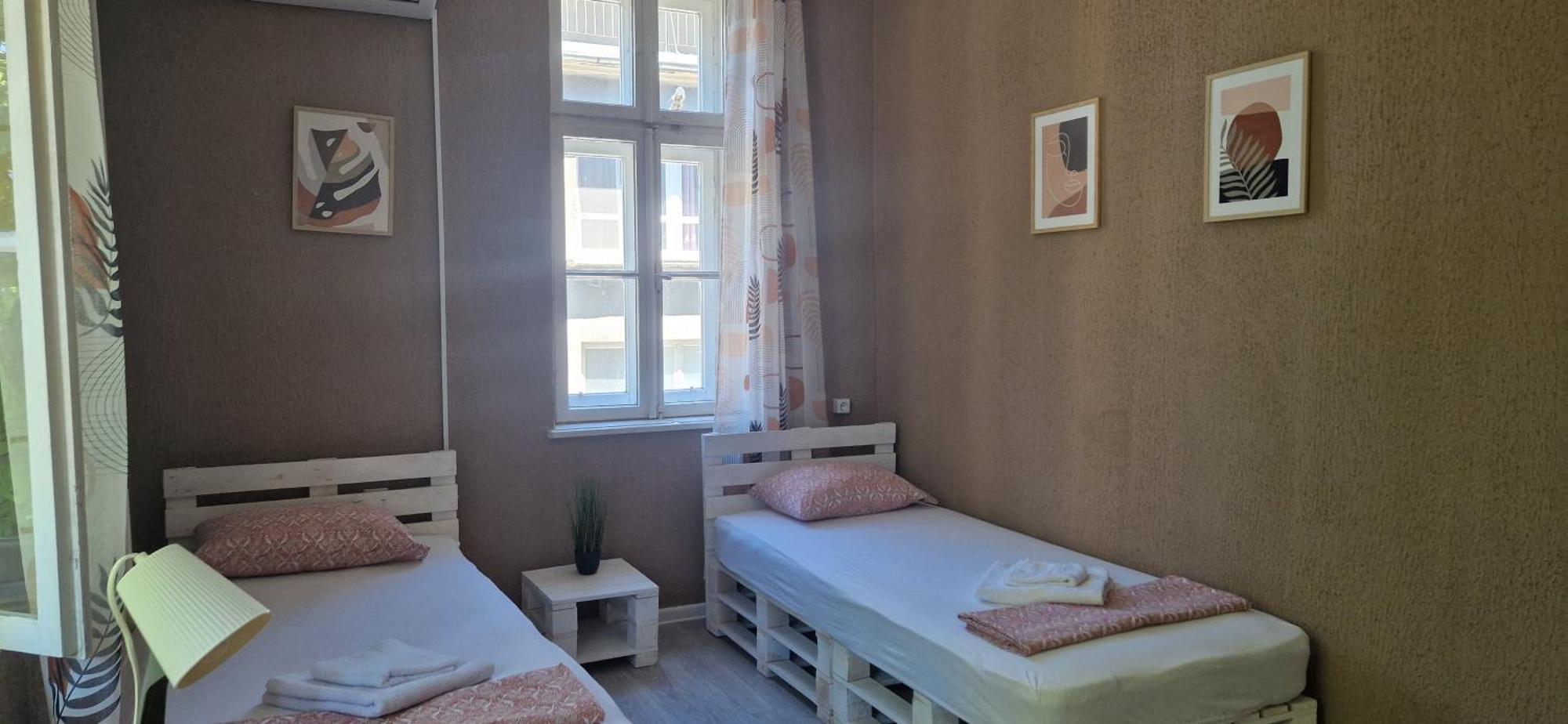 Lambo'S Corner Varna - Guest Rooms Luaran gambar
